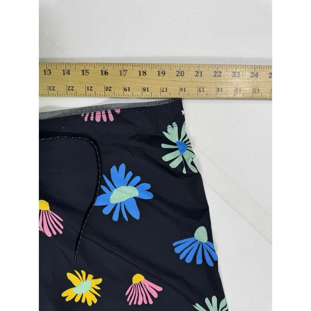 Hurley Phantom Men 40 Board Shorts Swim Trunks Black Floral Beach MBS0011060